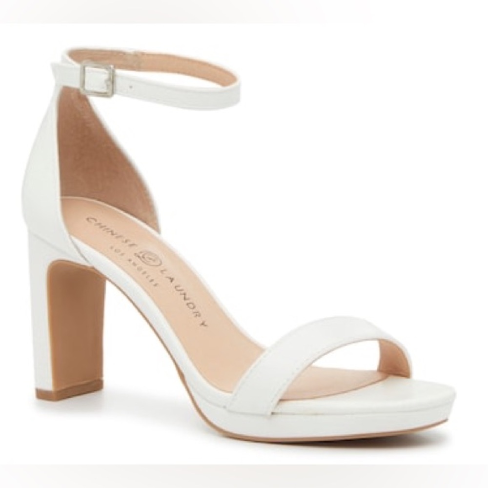 NWOT Chinese Laundry Tinie White Platform Sandal Heels Women’s Size 10